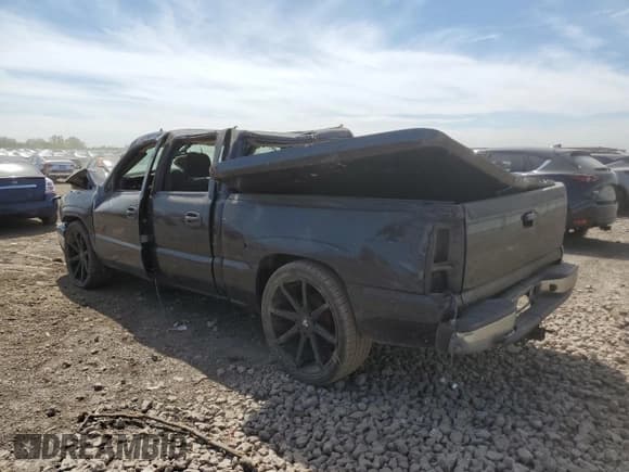✅ 2006 Chevrolet Silverado 1500 LT1 • VIN: 2GCEC13NX61347102 • Лот: 56387825. Опубликован ранее на Copart с пробегом Не указан. Бесплатный доступ к архиву аукционных продаж из США и подробный отчёт об истории автомобиля на DreamBid. Изображение 2.