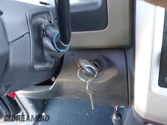 ✅ 2009 Dodge 1500 TRX • VIN: 1D3HV18P39S808542 • Lot: 42040649. Wystawiony na IAAI z przebiegiem 223 857 mil. Bezpłatny archiwum sprzedaży aukcyjnych z USA i szczegółowy raport historii pojazdu na DreamBid. Zdjęcie 11.