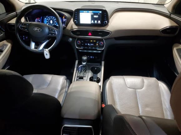 ✅ 2019 Hyundai Santa Fe Ultimate • VIN: 5NMS5CAA1KH057992 • Lot: 37349674. Wystawiony na Copart z przebiegiem 97 783 mil. Bezpłatny archiwum sprzedaży aukcyjnych z USA i szczegółowy raport historii pojazdu na DreamBid. Zdjęcie 8.