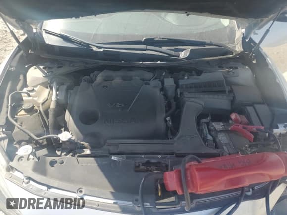 ✅ 2017 Nissan Maxima SR • VIN: 1N4AA6AP3HC372321 • Lot: 84611745. Listed on Copart with 155,873 mi. Free auction sales archive from the USA and detailed vehicle history report at DreamBid. Image 11.