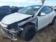 ✅ 2022 Tesla Model Y Long Range • VIN: 7SAYGAEE4NF574637 • Лот: 43749609. Опубликован ранее на IAAI с пробегом 40 947 миль. Бесплатный доступ к архиву аукционных продаж из США и подробный отчёт об истории автомобиля на DreamBid. Изображение 2.