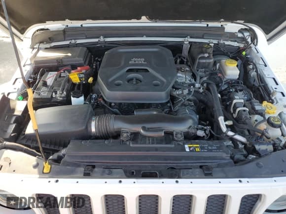 ✅ 2021 Jeep Wrangler Unlimited Willys • VIN: 1C4HJXDN7MW816270 • Lot: 84972215. Listed on Copart with 20,982 mi. Free auction sales archive from the USA and detailed vehicle history report at DreamBid. Image 12.