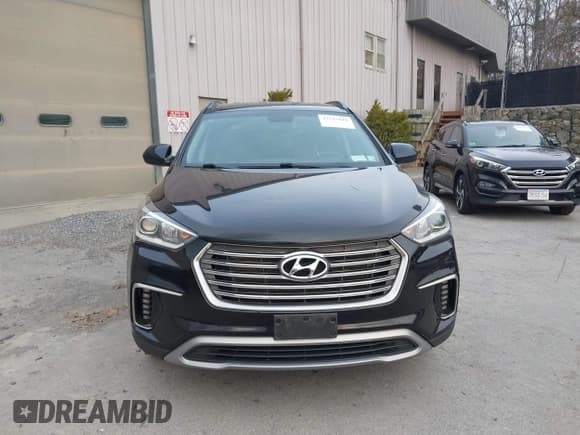 ✅ 2017 Hyundai Santa Fe SE • VIN: KM8SMDHF2HU236582 • Lot: 43593810. Wystawiony na IAAI z przebiegiem 193 175 mil. Bezpłatny archiwum sprzedaży aukcyjnych z USA i szczegółowy raport historii pojazdu na DreamBid. Zdjęcie 12.