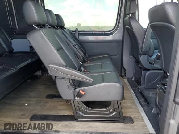✅ 2021 Mercedes-Benz Sprinter Cargo • VIN: W1W4ECHY2MT057677 • Lot: 70552843. Listed on Copart with 52,530 mi. Free auction sales archive from the USA and detailed vehicle history report at DreamBid. Image 11.