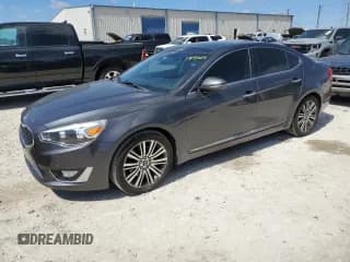 ✅ 2014 Kia Cadenza Premium • VIN: KNALN4D71E5133001 • Лот: 73171624. Опубликован ранее на Copart с пробегом 136 539 миль. Бесплатный доступ к архиву аукционных продаж из США и подробный отчёт об истории автомобиля на DreamBid. Изображение 1.
