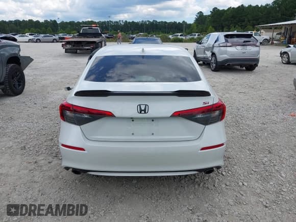 ✅ 2022 Honda Civic Si • VIN: 2HGFE1E51NH470581 • Lot: 43073808. Listed on IAAI with Not provided. Free auction sales archive from the USA and detailed vehicle history report at DreamBid. Image 16.