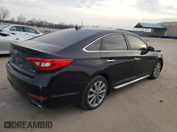 ✅ 2017 Hyundai Sonata Sport • VIN: 5NPE34AF7HH549135 • Lot: 43104283. Listed on Copart with 44,782 mi. Free auction sales archive from the USA and detailed vehicle history report at DreamBid. Image 3.