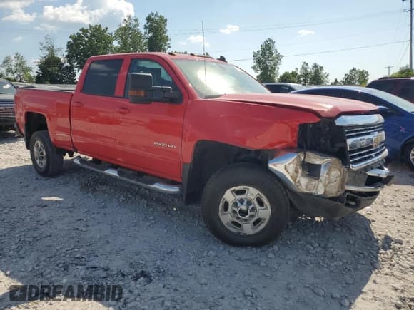 ✅ 2018 Chevrolet Silverado 2500HD LT • VIN: 1GC1KVEG3JF271800 • Lot: 62878395. Wystawiony na Copart z przebiegiem 51 992 mil. Bezpłatny archiwum sprzedaży aukcyjnych z USA i szczegółowy raport historii pojazdu na DreamBid. Zdjęcie 4.