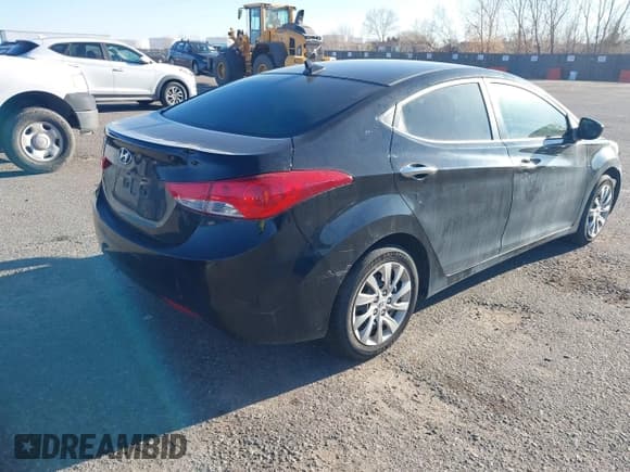 ✅ 2012 Hyundai Elantra GLS • VIN: 5NPDH4AE0CH125924 • Лот: 43819082. Опубликован ранее на IAAI с пробегом 125 746 миль. Бесплатный доступ к архиву аукционных продаж из США и подробный отчёт об истории автомобиля на DreamBid. Изображение 4.