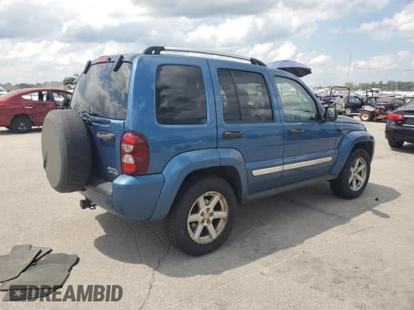 ✅ 2005 Jeep Liberty Limited • VIN: 1J4GK58K95W527139 • Lot: 70117655. Listed on Copart with 152,043 mi. Free auction sales archive from the USA and detailed vehicle history report at DreamBid. Image 3.