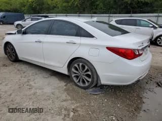 ✅ 2013 Hyundai Sonata SE • VIN: 5NPEC4AB1DH698339 • Lot: 72172644. Listed on Copart with 88,742 mi. Free auction sales archive from the USA and detailed vehicle history report at DreamBid. Image 2.