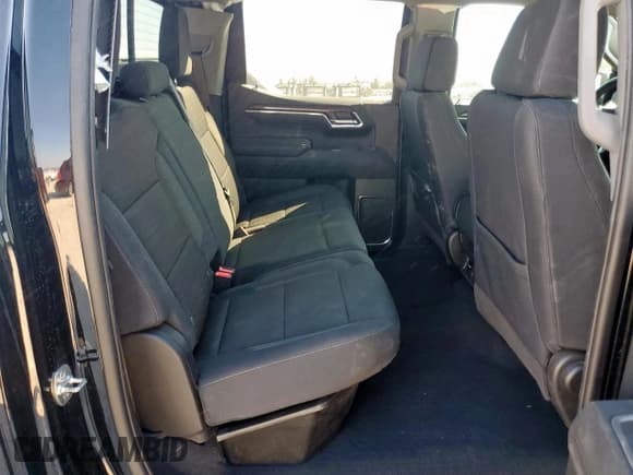 ✅ 2025 Chevrolet Silverado 1500 • VIN: 3GCUKDE87SG161073 • Лот: 85558495. Опубликован ранее на Copart с пробегом 17 841 миль. Бесплатный доступ к архиву аукционных продаж из США и подробный отчёт об истории автомобиля на DreamBid. Изображение 10.