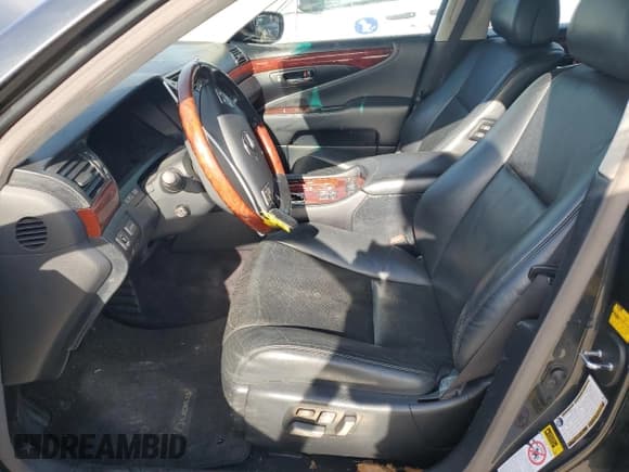 ✅ 2007 Lexus LS 460 L • VIN: JTHGL46F675006907 • Lot: 90979255. Listed on Copart with 188,383 mi. Free auction sales archive from the USA and detailed vehicle history report at DreamBid. Image 7.