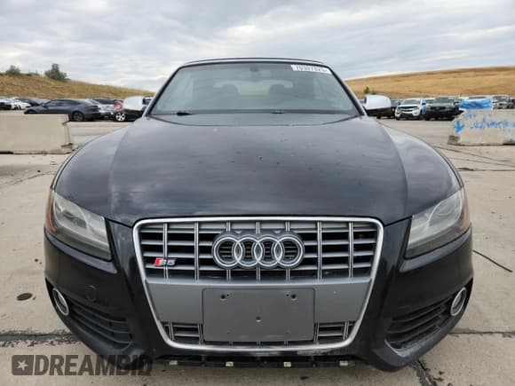 ✅ 2010 Audi S5 Prestige • VIN: WAUVGAFH2AN023995 • Лот: 70307825. Опубликован ранее на Copart с пробегом 128 592 миль. Бесплатный доступ к архиву аукционных продаж из США и подробный отчёт об истории автомобиля на DreamBid. Изображение 5.