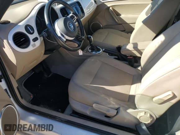 ✅ 2014 Volkswagen Beetle 2.0L TDI • VIN: 3VW5L7AT5EM806416 • Lot: 86837594. Listed on Copart with 263,447 mi. Free auction sales archive from the USA and detailed vehicle history report at DreamBid. Image 7.