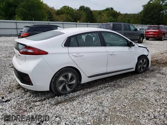 2019 Hyundai Ioniq SEL с VIN KMHC75LC4KU112626, выставлен на аукционе Copart как лот 69066103 с пробегом 31 061 миль миль и . История ставок и продаж доступна на DreamBid. Изображение 3.