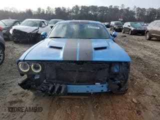 ✅ 2019 Dodge Challenger SXT • VIN: 2C3CDZAG4KH719496 • Lot: 41142373. Wystawiony na Copart z przebiegiem 29 391 mil. Bezpłatny archiwum sprzedaży aukcyjnych z USA i szczegółowy raport historii pojazdu na DreamBid. Zdjęcie 5.
