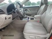 ✅ 2008 Toyota Camry LE • VIN: 4T4BE46K58R016629 • Лот: 56998615. Опубликован ранее на Copart с пробегом 188 453 миль. Бесплатный доступ к архиву аукционных продаж из США и подробный отчёт об истории автомобиля на DreamBid. Изображение 7.