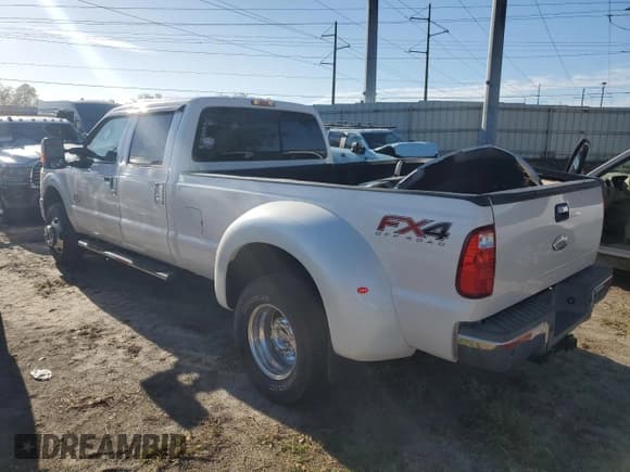 ✅ 2012 Ford F-350 XL • VIN: 1FT8W3DT9CEA46957 • Lot: 47576435. Wystawiony na Copart z przebiegiem 143 225 mil. Bezpłatny archiwum sprzedaży aukcyjnych z USA i szczegółowy raport historii pojazdu na DreamBid. Zdjęcie 2.