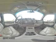 ✅ 2001 Chevrolet Suburban LT • VIN: 3GNFK16T71G165804 • Лот: 51233275. Опубликован ранее на Copart с пробегом Не указан. Бесплатный доступ к архиву аукционных продаж из США и подробный отчёт об истории автомобиля на DreamBid. Изображение 13.