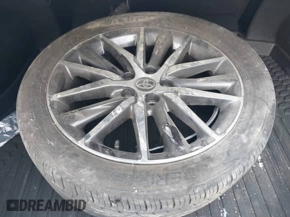 2022 Toyota Camry Hybrid XLE with VIN 4T1F31AK8NU575434, listed as a IAAI auction lot 41067498 with 11,052 mi miles and . Bid and sale history available at DreamBid. Image 12.