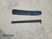 ✅ 2017 Hyundai Santa Fe 2.4L • VIN: 5XYZU3LB9HG430643 • Lot: 91221195. Wystawiony na Copart z przebiegiem 80 521 mil. Bezpłatny archiwum sprzedaży aukcyjnych z USA i szczegółowy raport historii pojazdu na DreamBid. Zdjęcie 13.