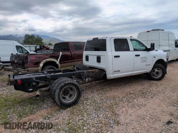 ✅ 2022 Ram 3500 Tradesman • VIN: 3C7WRTCL4NG156698 • Lot: 54407965. Listed on Copart with 92,713 mi. Free auction sales archive from the USA and detailed vehicle history report at DreamBid. Image 3.
