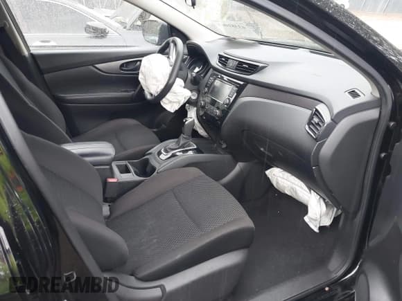 ✅ 2020 Nissan Rogue SV • VIN: JN1BJ1CW3LW370200 • Лот: 43381065. Опубликован ранее на IAAI с пробегом 105 574 миль. Бесплатный доступ к архиву аукционных продаж из США и подробный отчёт об истории автомобиля на DreamBid. Изображение 5.