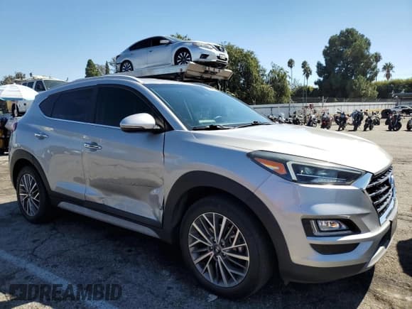 ✅ 2020 Hyundai Tucson SEL • VIN: KM8J33AL0LU197153 • Lot: 84070725. Listed on Copart with 24,768 mi. Free auction sales archive from the USA and detailed vehicle history report at DreamBid. Image 4.