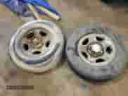 2002 Chevrolet Silverado 1500 z VIN 1GCEC14V02Z272202, wystawiony jako Copart lot #71356385 z przebiegiem 115 544 mil mil oraz Czysty tytuł • Clean title. Historia ofert i sprzedaży dostępna na DreamBid. Obrazek 12.