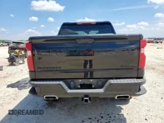 ✅ 2022 Chevrolet Silverado 1500 Custom Trail Boss • VIN: 3GCPDCEDXNG565746 • Lot: 80677825. Wystawiony na Copart z przebiegiem 70 854 mil. Bezpłatny archiwum sprzedaży aukcyjnych z USA i szczegółowy raport historii pojazdu na DreamBid. Zdjęcie 6.