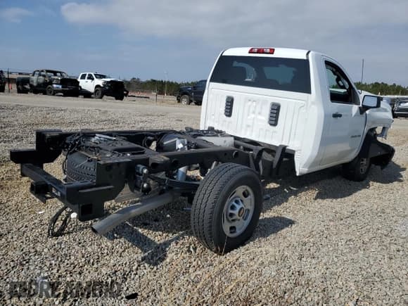 ✅ 2024 Chevrolet Silverado 2500HD • VIN: 1GB0WLE73RF410425 • Лот: 42040355. Опубликован ранее на Copart с пробегом 5 847 миль. Бесплатный доступ к архиву аукционных продаж из США и подробный отчёт об истории автомобиля на DreamBid. Изображение 3.