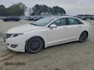 ✅ 2014 Lincoln MKZ • VIN: 3LN6L2G98ER822811 • Lot: 96129305. Wystawiony na Copart z przebiegiem 105 400 mil. Bezpłatny archiwum sprzedaży aukcyjnych z USA i szczegółowy raport historii pojazdu na DreamBid. Zdjęcie 1.