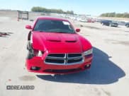 ✅ 2013 Dodge Charger RT Max • VIN: 2C3CDXCT0DH594823 • Lot: 43530052. Wystawiony na IAAI z przebiegiem 188 601 mil. Bezpłatny archiwum sprzedaży aukcyjnych z USA i szczegółowy raport historii pojazdu na DreamBid. Zdjęcie 6.