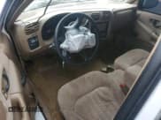 ✅ 1998 Chevrolet S-10 LS • VIN: 1GCCS19X7W8150498 • Лот: 80077364. Опубликован ранее на Copart с пробегом 138 634 миль. Бесплатный доступ к архиву аукционных продаж из США и подробный отчёт об истории автомобиля на DreamBid. Изображение 8.