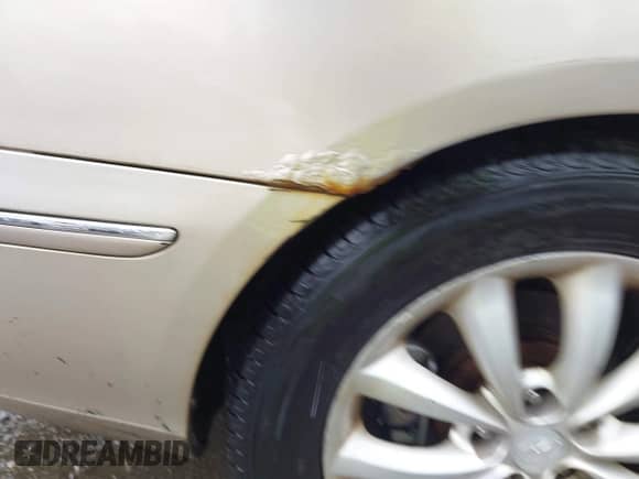 2006 Hyundai Azera SE с VIN KMHFC46F76A134958, выставлен на аукционе IAAI как лот 42314943 с пробегом 206 745 миль миль и . История ставок и продаж доступна на DreamBid. Изображение 13.