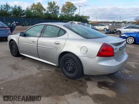 ✅ 2008 Pontiac Grand Prix • VIN: 2G2WP552681179307 • Lot: 43509547. Listed on IAAI with 122,481 mi. Free auction sales archive from the USA and detailed vehicle history report at DreamBid. Image 3.