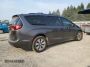 ✅ 2018 Chrysler Pacifica Hybrid Touring Plus • VIN: 2C4RC1H77JR318257 • Lot: 71546745. Wystawiony na Copart z przebiegiem 60 628 mil. Bezpłatny archiwum sprzedaży aukcyjnych z USA i szczegółowy raport historii pojazdu na DreamBid. Zdjęcie 3.