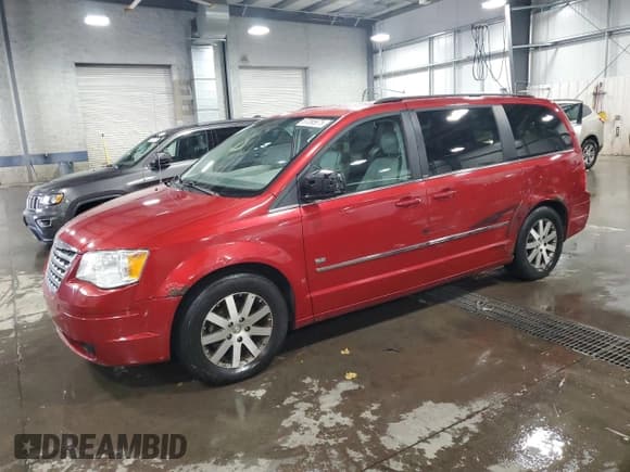 ✅ 2009 Chrysler Town & Country Touring • VIN: 2A8HR54119R679233 • Lot: 87095675. Wystawiony na Copart z przebiegiem 223 205 mil. Bezpłatny archiwum sprzedaży aukcyjnych z USA i szczegółowy raport historii pojazdu na DreamBid. Zdjęcie 1.
