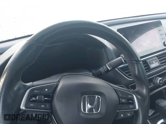 2021 Honda Accord EX-L z VIN 1HGCV1F56MA092756, wystawiony jako IAAI lot #43489233 z przebiegiem 111 126 mil mil oraz . Historia ofert i sprzedaży dostępna na DreamBid. Obrazek 14.