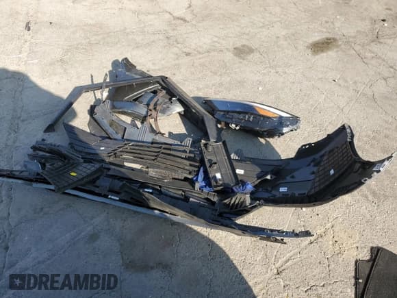 ✅ 2025 Hyundai Elantra SEL Sport • VIN: KMHLM4DG0SU927989 • Lot: 81046305. Listed on Copart with 9,734 mi. Free auction sales archive from the USA and detailed vehicle history report at DreamBid. Image 12.