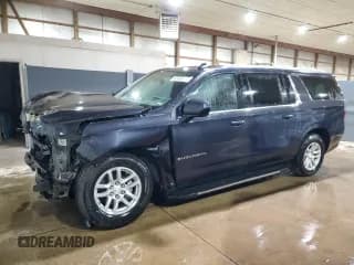 ✅ 2023 Chevrolet Suburban LT • VIN: 1GNSCCKD0PR277634 • Lot: 71211365. Wystawiony na Copart z przebiegiem 71 205 mil. Bezpłatny archiwum sprzedaży aukcyjnych z USA i szczegółowy raport historii pojazdu na DreamBid. Zdjęcie 1.