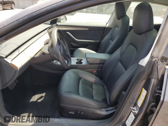 ✅ 2023 Tesla Model 3 • VIN: 5YJ3E1EA8PF431008 • Lot: 58307755. Wystawiony na Copart z przebiegiem 19 585 mil. Bezpłatny archiwum sprzedaży aukcyjnych z USA i szczegółowy raport historii pojazdu na DreamBid. Zdjęcie 7.