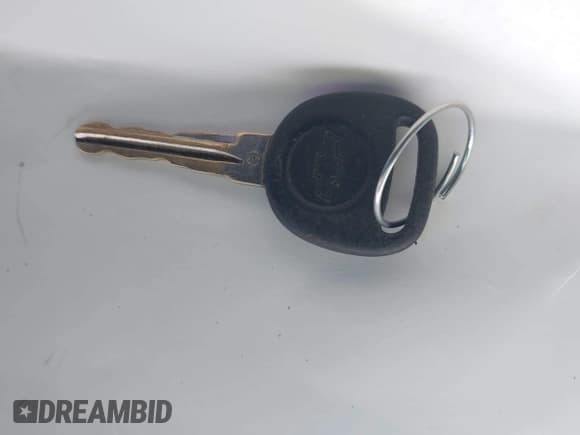 ✅ 2011 Chevrolet Express Cargo • VIN: 1GCWGFCA9B1111446 • Lot: 42924867. Listed on IAAI with 336,436 mi. Free auction sales archive from the USA and detailed vehicle history report at DreamBid. Image 11.