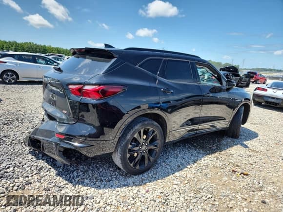 ✅ 2021 Chevrolet Blazer RS • VIN: 3GNKBERS2MS525765 • Lot: 64329715. Listed on Copart with 64,227 mi. Free auction sales archive from the USA and detailed vehicle history report at DreamBid. Image 3.
