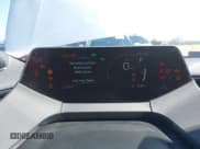 ✅ 2024 Toyota Prius LE • VIN: JTDACAAU0R3043770 • Lot: 42142393. Wystawiony na IAAI z przebiegiem 2 733 mil. Bezpłatny archiwum sprzedaży aukcyjnych z USA i szczegółowy raport historii pojazdu na DreamBid. Zdjęcie 7.