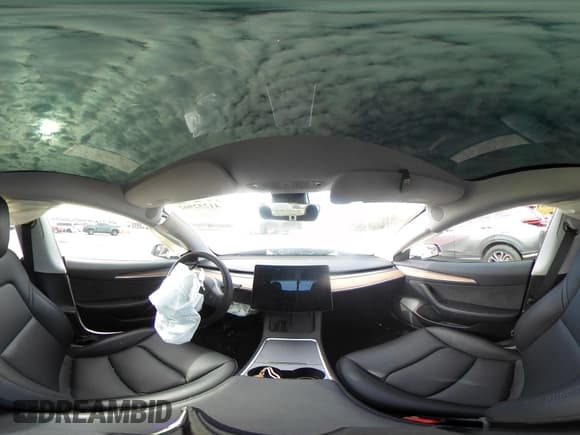 ✅ 2021 Tesla Model 3 Standard Range Plus • VIN: 5YJ3E1EA5MF086418 • Lot: 41252902. Wystawiony na IAAI z przebiegiem 7 858 mil. Bezpłatny archiwum sprzedaży aukcyjnych z USA i szczegółowy raport historii pojazdu na DreamBid. Zdjęcie 18.