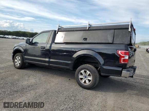✅ 2018 Ford F-150 XL • VIN: 1FTMF1CPXJKC90087 • Lot: 68735865. Listed on Copart with 79,711 mi. Free auction sales archive from the USA and detailed vehicle history report at DreamBid. Image 2.