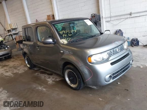 ✅ 2014 Nissan Cube S • VIN: JN8AZ2KR2ET352301 • Lot: 41975378. Wystawiony na IAAI z przebiegiem 147 967 mil. Bezpłatny archiwum sprzedaży aukcyjnych z USA i szczegółowy raport historii pojazdu na DreamBid. Zdjęcie 1.