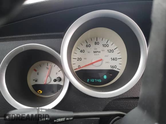 2005 Dodge Magnum RT с VIN 2D4GV58255H618763, выставлен на аукционе Copart как лот 44516215 с пробегом 210 746 миль миль и Списание • Salvage title. История ставок и продаж доступна на DreamBid. Изображение 9.